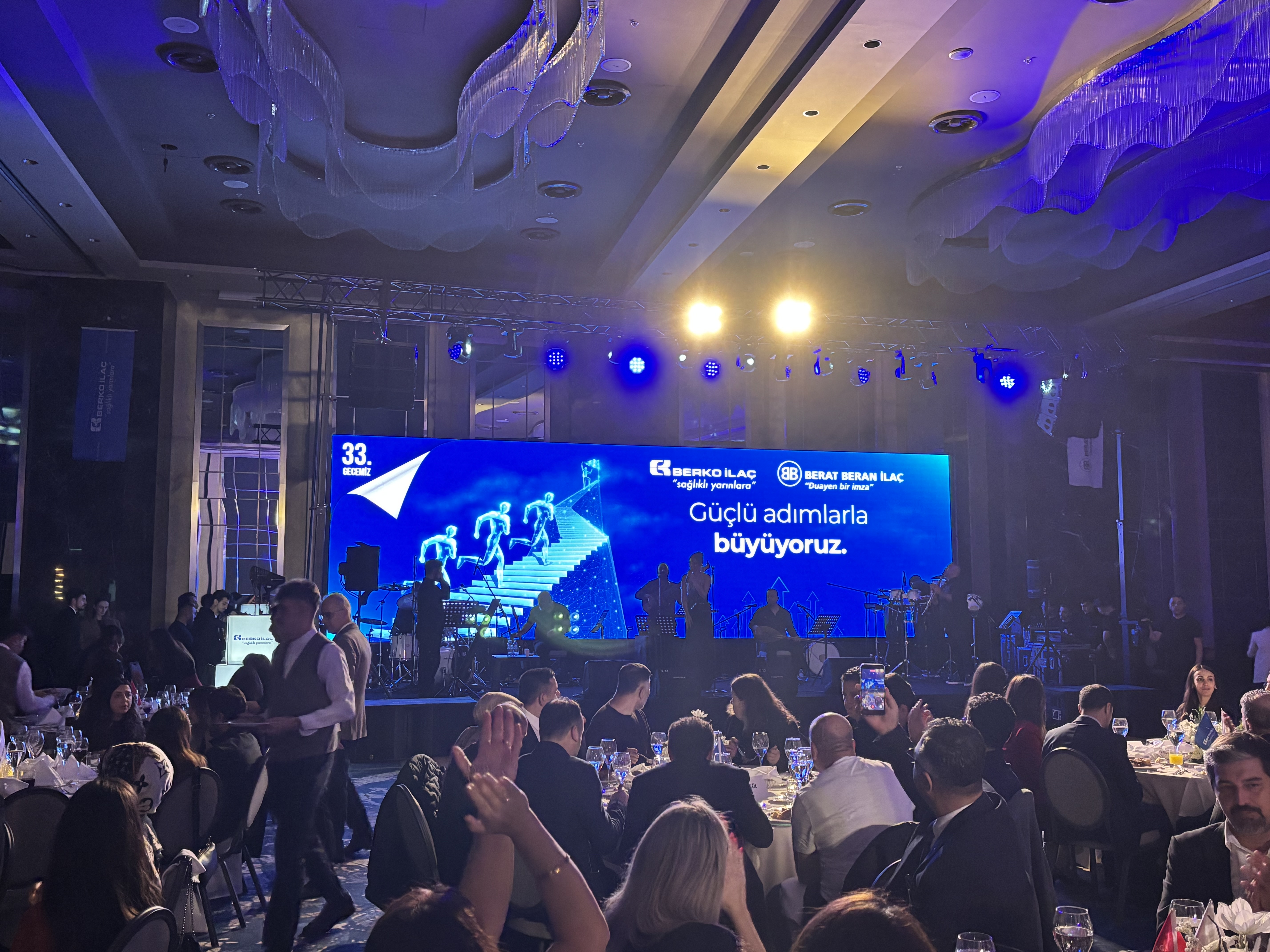 Öykü Gürman Canlı Müzik